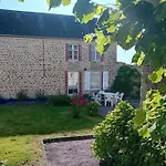 La Maison Des Filles Sainte-Scolasse-sur-Sarthe