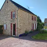 La Maison Des Filles Sainte-Scolasse-sur-Sarthe