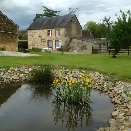 La Maison Des Filles * Sainte-Scolasse-sur-Sarthe