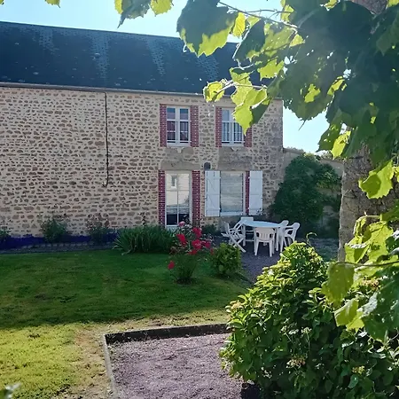 La Maison Des Filles Sainte-Scolasse-sur-Sarthe